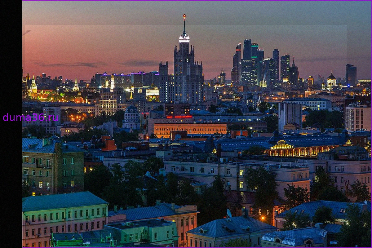 На каких улицах Москвы тратят деньги даже ночью. Инфографика