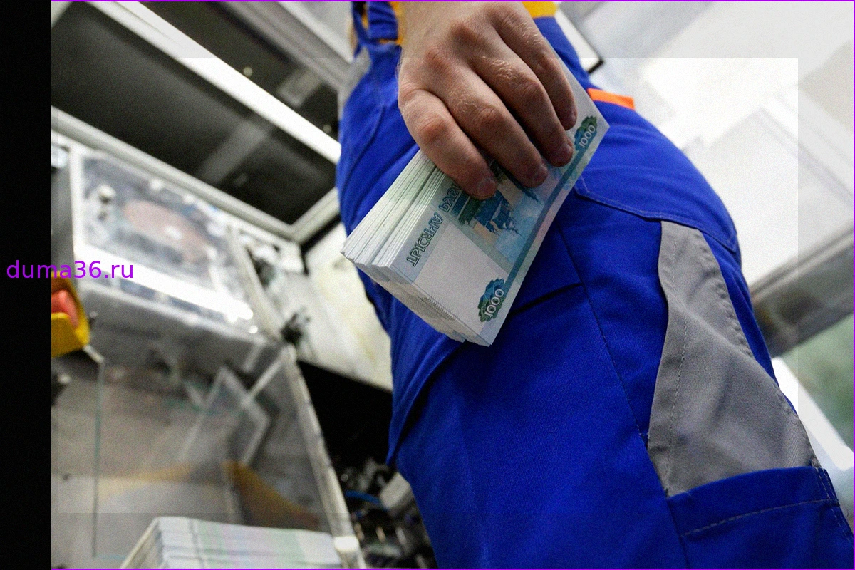 Укрепление рубля: Евро значительно подешевел, доллар стабилен