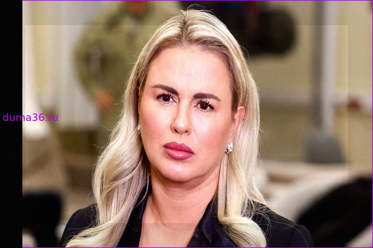 Анна Семенович серьезно травмировала палец: певица получила шесть швов