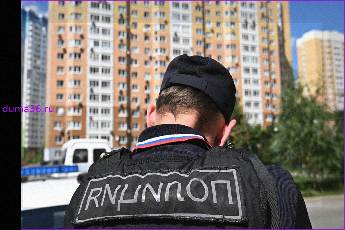 Жестокое нападение в Петербурге: бывший парень облил девушку кислотой и порезал ножом