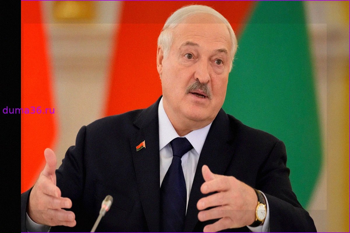 Макрон призывает Лукашенко к сближению с Европой: Зачем союзнику Москвы нужны новые контакты?