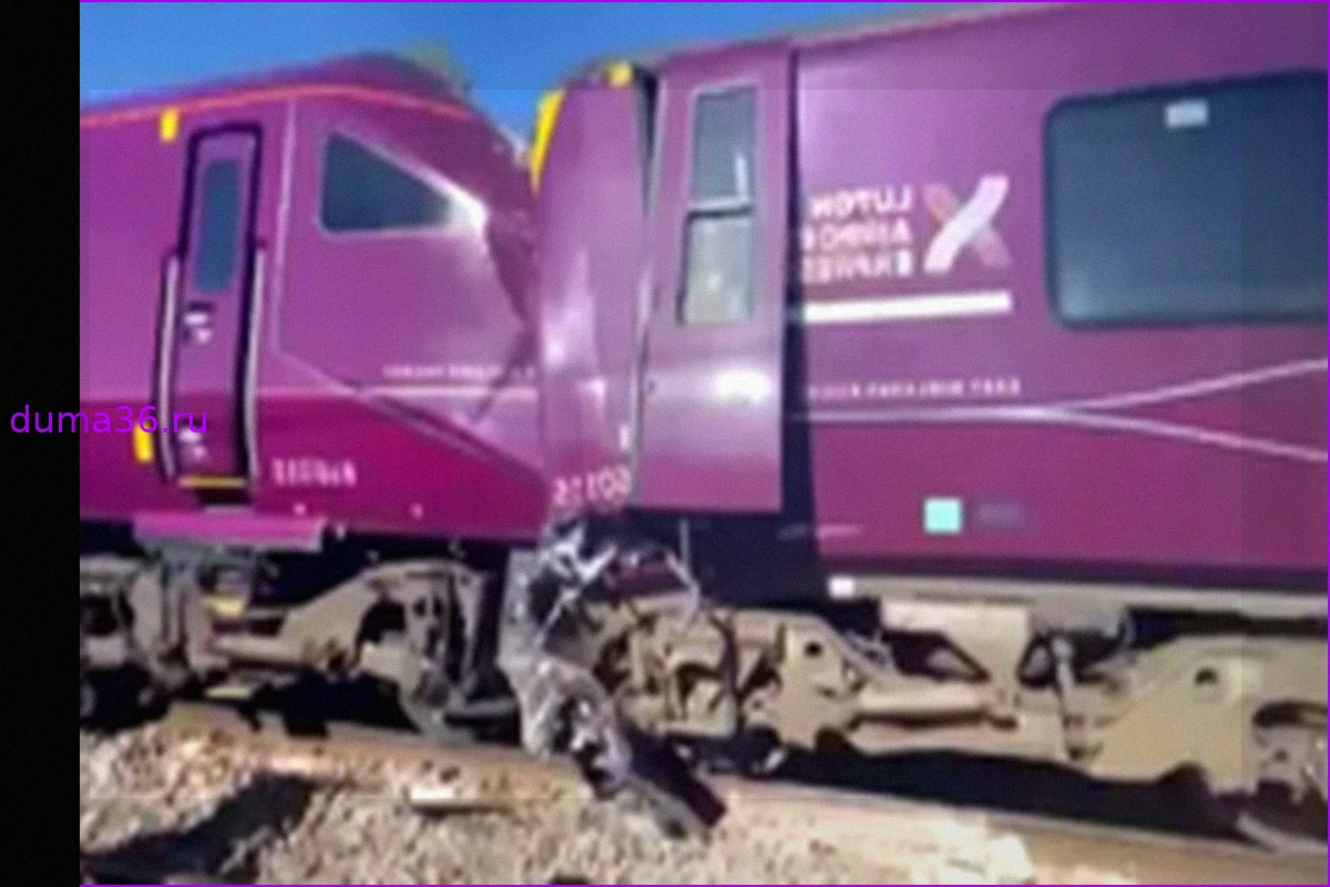 Два поезда столкнулись к северу от Лондона, пострадали десятки человек