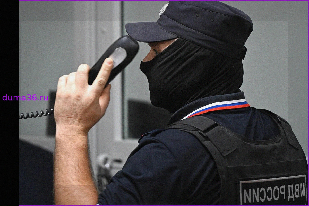 Мужчину осудили за ложное сообщение о хищении средств со счета
