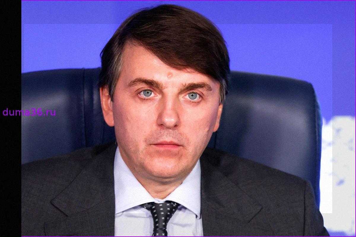 Глава Минпросвещения назвал оптимальную длительность школьных каникул