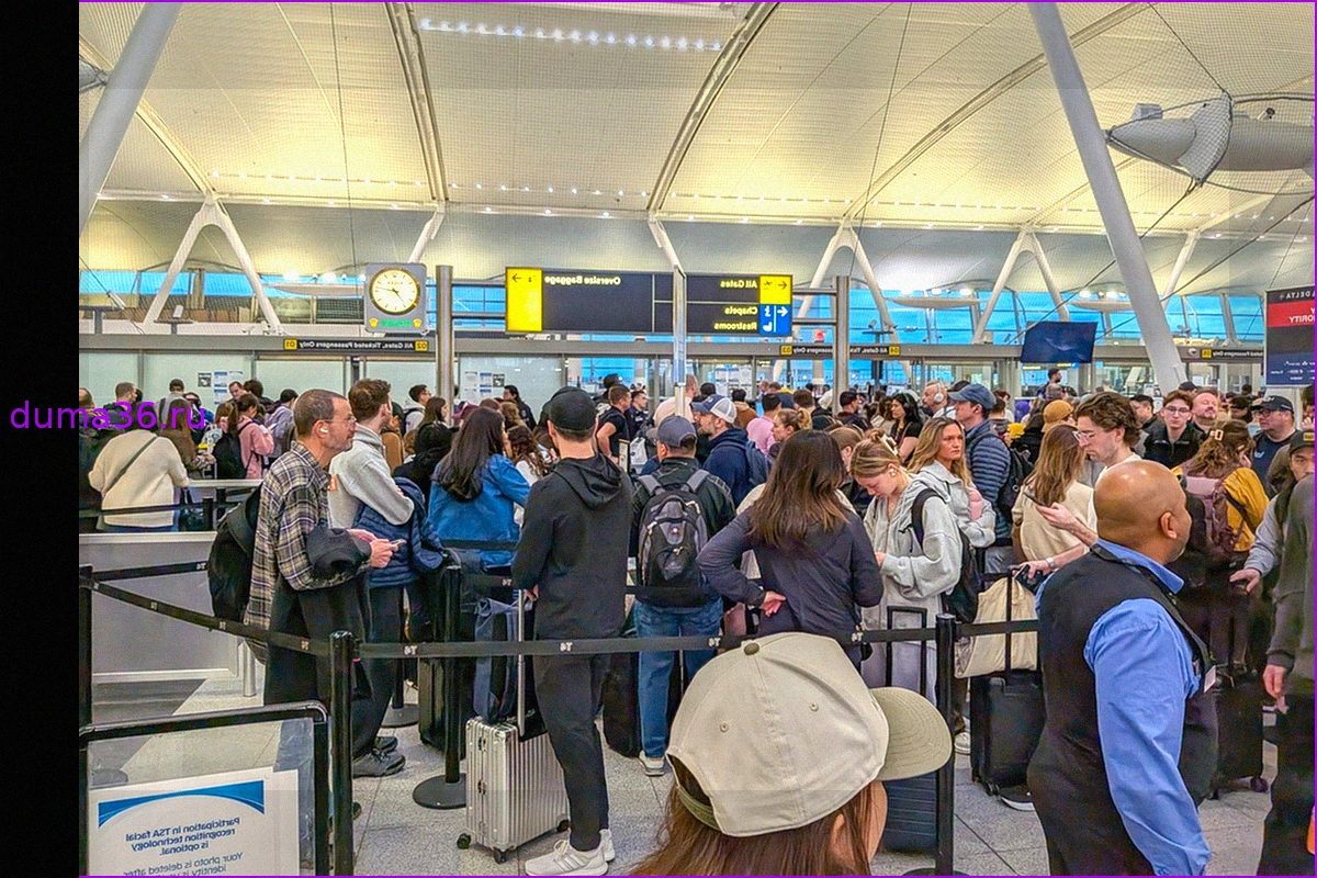 Летние путешествия станут дороже для миллионов после кризиса Spirit Airlines