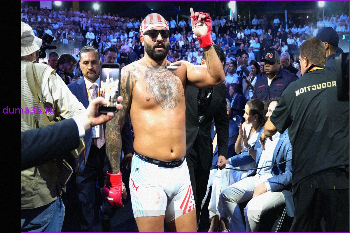 Боец Джош Хокит Оскорбил Мишель Обаму на Вечере UFC в Белом Доме