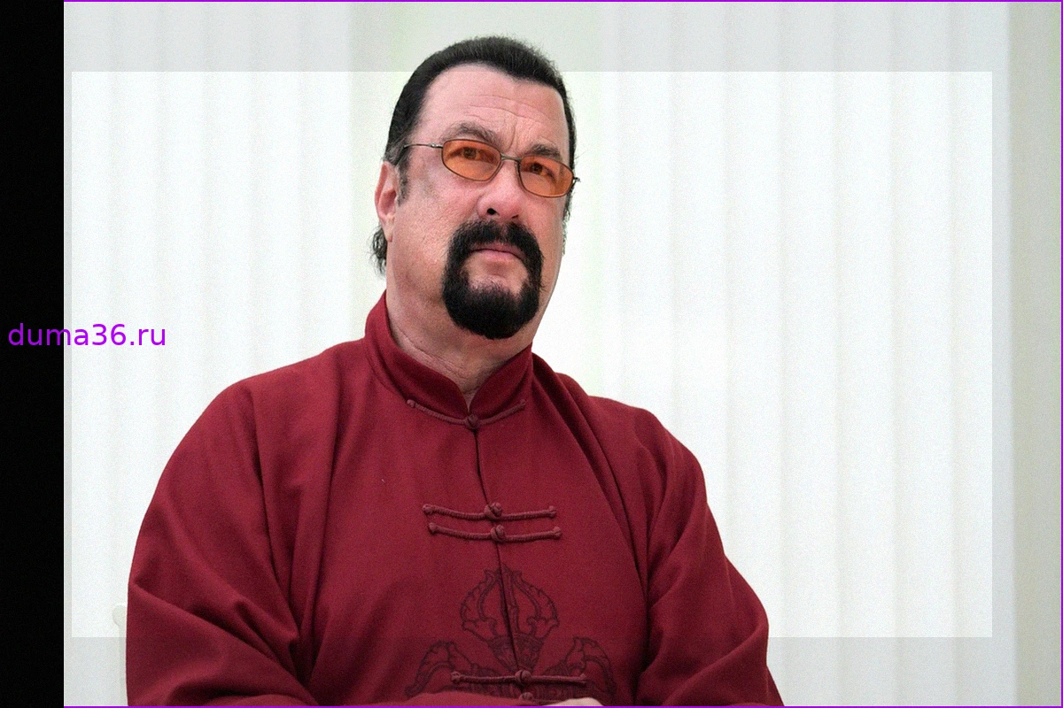 Стивен Сигал посетил Иволгинский дацан — центр российского буддизма