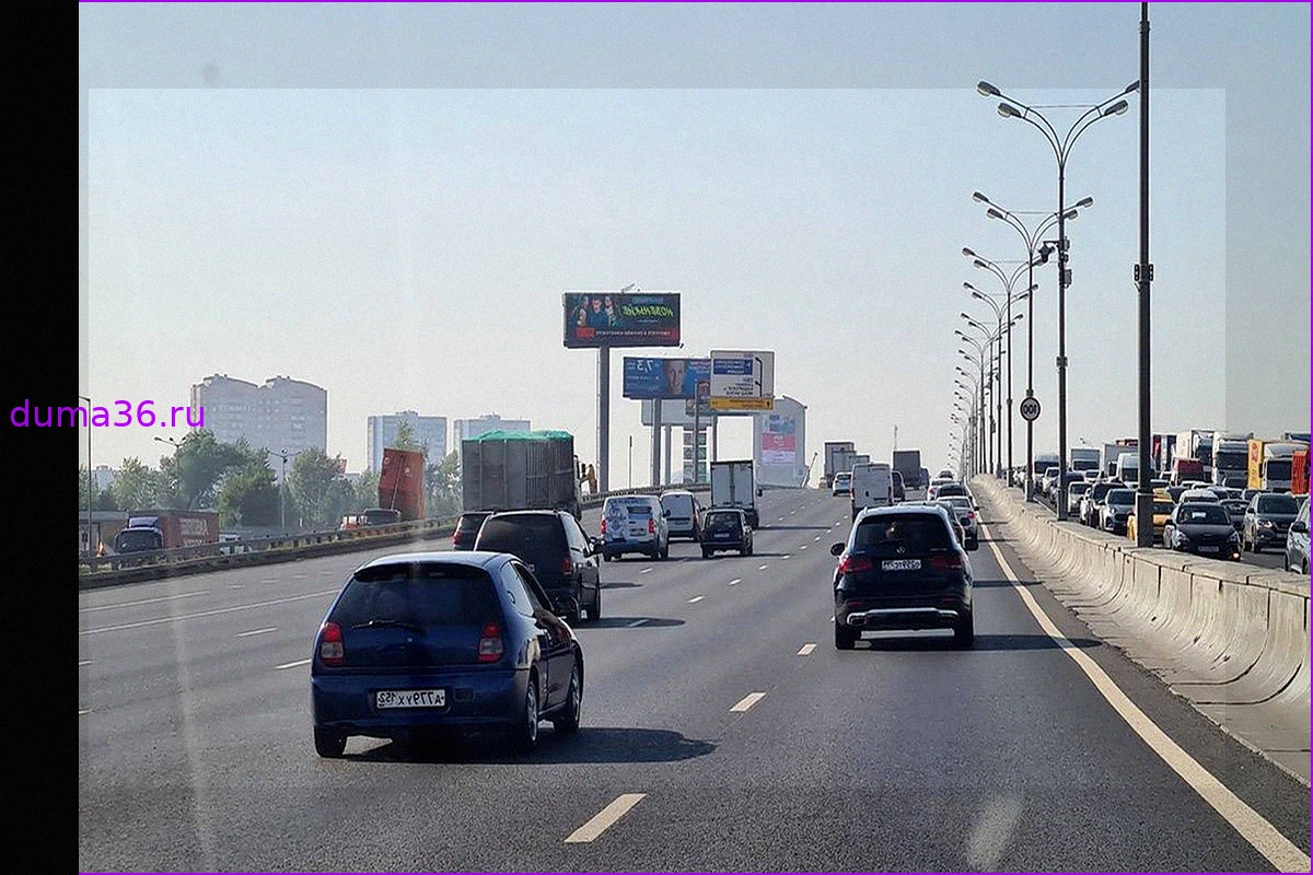 ДТП на 92-м км МКАД: Семикилометровый затор в Москве