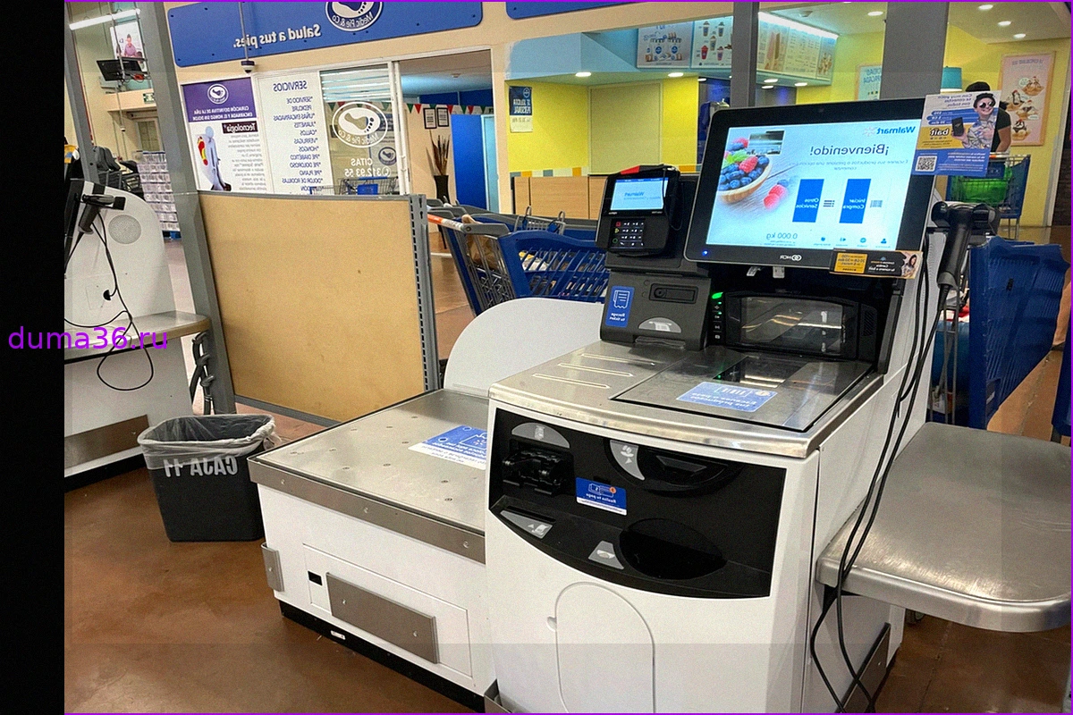 У 80 клиентов Walmart украли $38 000 в результате клонирования карт на кассах самообслуживания