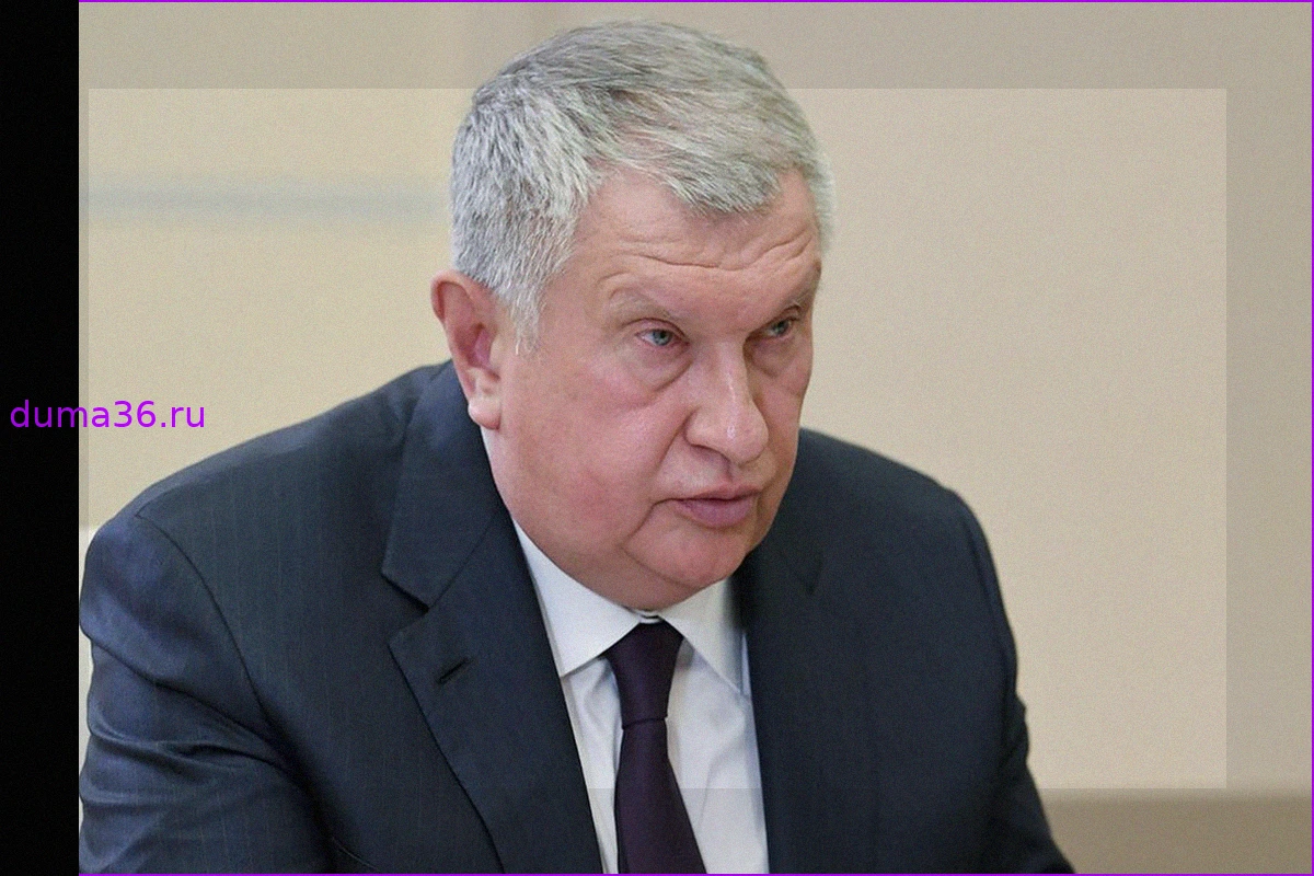 «Ъ» узнал, что Сечин предложил Путину меры по стабилизации рынка топлива
