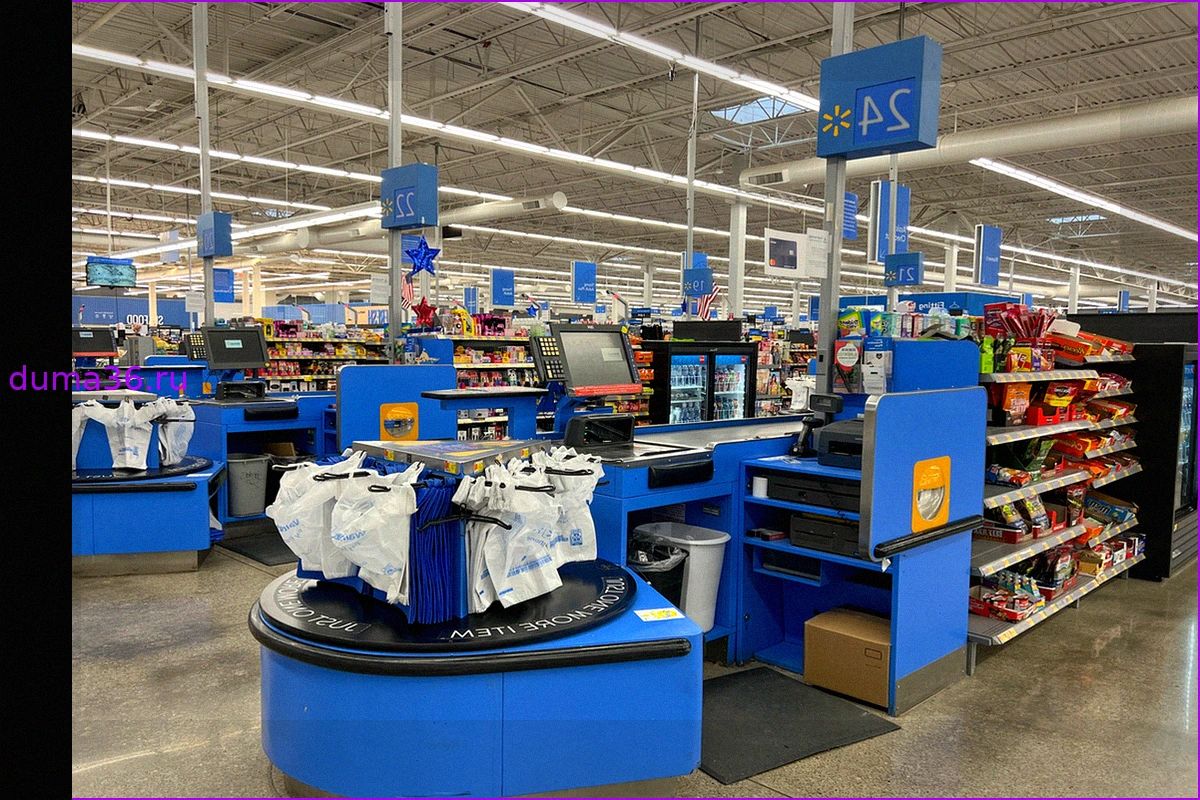 Сотрудник Walmart обвиняет начальницу в попытке изнасилования при брате-свидетеле